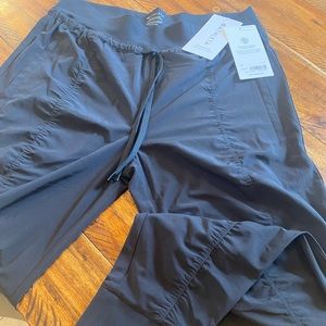 Athleta Pants Black Size 10 Brand New Tags On